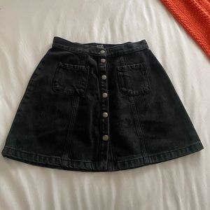 Urban Outfitters BDG black denim snap button skirt - Size M
